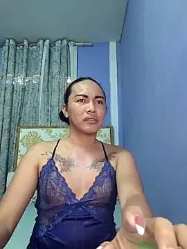 Snapshot of lady_kim_boner chatting on May 8, 2026, 2:39 am lady kim boner online show from May 8, 2026, 2:39 am