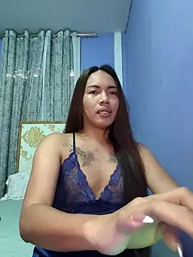 Snapshot of lady_kim_boner chatting on May 18, 2026, 8:31 am lady kim boner online show from May 18, 2026, 8:31 am