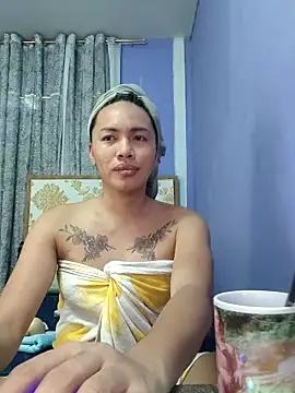 Snapshot of lady_kim_boner chatting on June 14, 2026, 12:30 am lady kim boner online show from June 14, 2026, 12:30 am