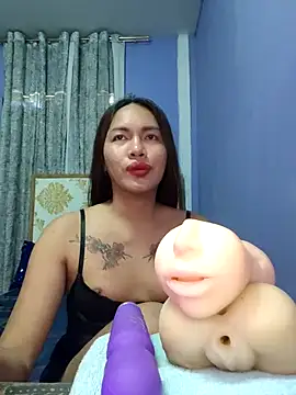 Snapshot of lady_kim_boner chatting on June 14, 2026, 2:24 am lady kim boner online show from June 14, 2026, 2:24 am