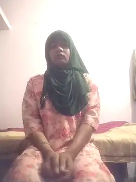 Snapshot of sonalicrossy chatting on May 18, 2026, 10:10 am sonalicrossy online show from May 18, 2026, 10:10 am