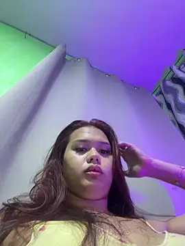 Ella Fantasiax online show from June 28, 2026, 9:32 pm