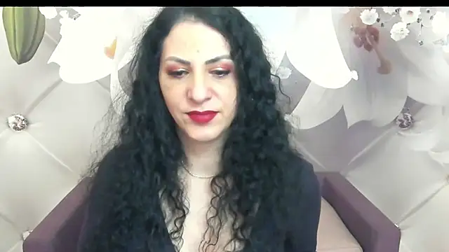 Snapshot of SweetArtemis chatting on February 7, 2025, 1:22 pm SweetArtemis online show from February 7, 2025, 1:22 pm