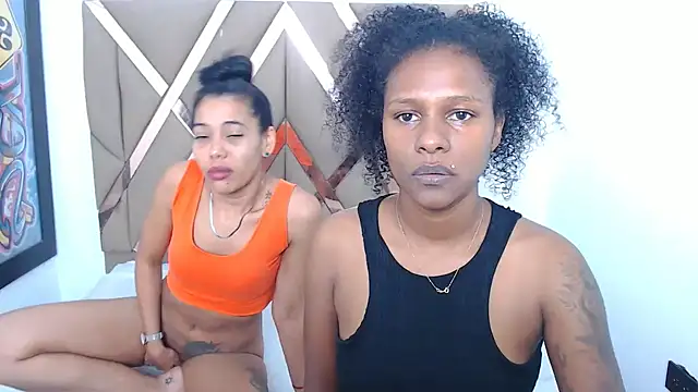 Snapshot of lizeth_keilyn chatting on May 23, 2026, 2:43 pm lizeth keilyn online show from May 23, 2026, 2:43 pm