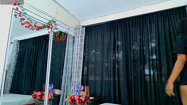 Snapshot of BLACK_ROSSE_1 chatting on November 3, 2025, 12:06 pm BLACK ROSSE 1 online show from November 3, 2025, 12:06 pm