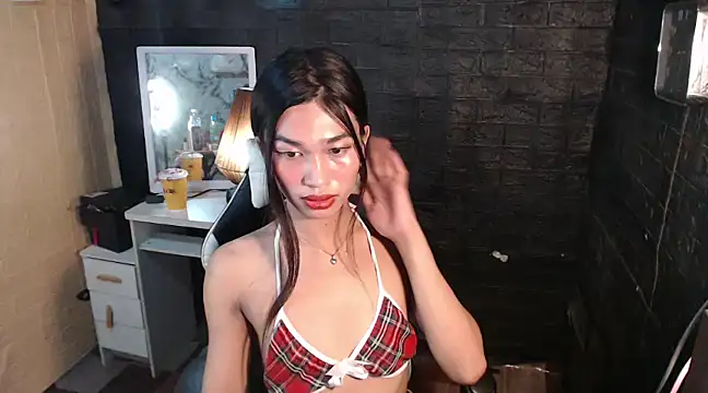 Snapshot of ToKeNa chatting on March 13, 2025, 1:32 am ToKeNa online show from March 13, 2025, 1:32 am