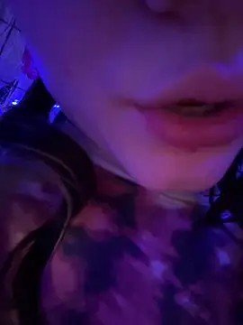 Cutiepiespanks online show from March 6, 2025, 1:46 pm