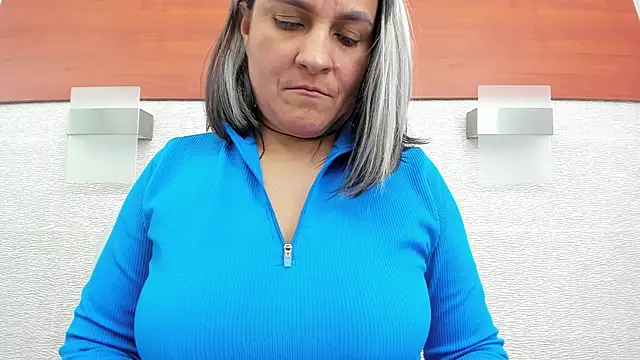 Snapshot of allice_green chatting on July 29, 2026, 1:15 am allice green online show from July 29, 2026, 1:15 am