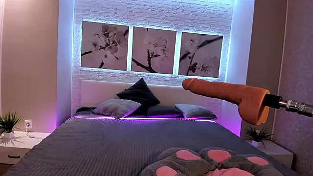 Betty June online show from October 15, 2025, 8:53 pm