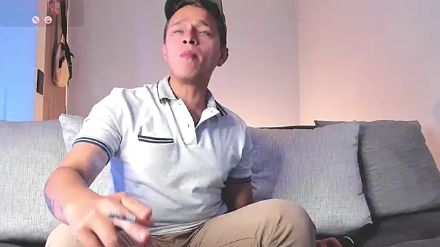 Snapshot of Tim_wolf chatting on February 19, 2025, 11:46 pm Tim wolf online show from February 19, 2025, 11:46 pm