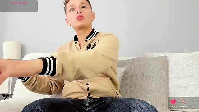 Snapshot of Tim_wolf chatting on February 28, 2025, 9:01 pm Tim wolf online show from February 28, 2025, 9:01 pm