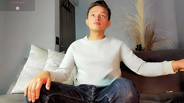 Snapshot of Tim_wolf chatting on March 12, 2025, 3:13 am Tim wolf online show from March 12, 2025, 3:13 am