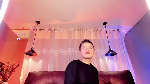 Snapshot of Tim_wolf chatting on October 15, 2025, 1:44 pm Tim wolf online show from October 15, 2025, 1:44 pm