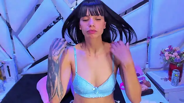 Snapshot of kylie_seex chatting on November 12, 2025, 2:12 am kylie seex online show from November 12, 2025, 2:12 am