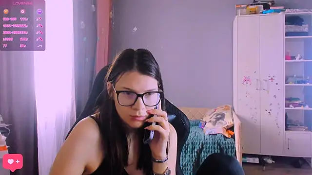 MollyLollipop online show from March 6, 2026, 5:15 am