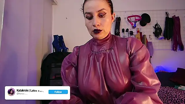 Snapshot of mylatexpleasure chatting on February 16, 2026, 6:59 pm mylatexpleasure online show from February 16, 2026, 6:59 pm