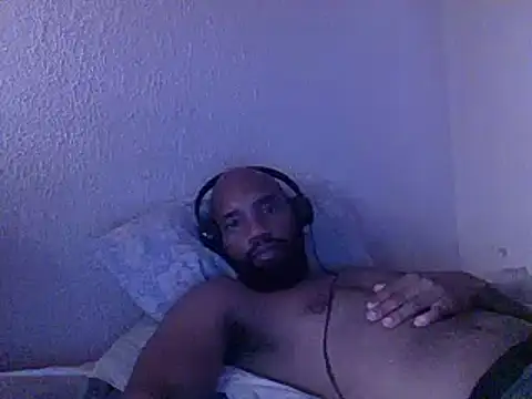 KAYBEEDEFREAK online show from February 7, 2025, 11:56 am