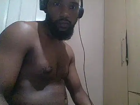 KAYBEEDEFREAK online show from February 14, 2025, 8:26 pm