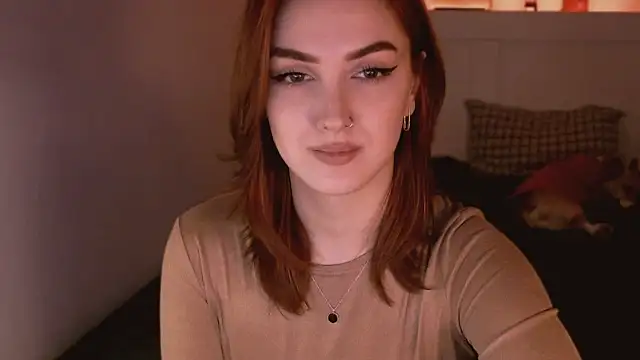 Snapshot of LilyFarey chatting on December 6, 2024, 9:35 pm LilyFarey online show from December 6, 2024, 9:35 pm