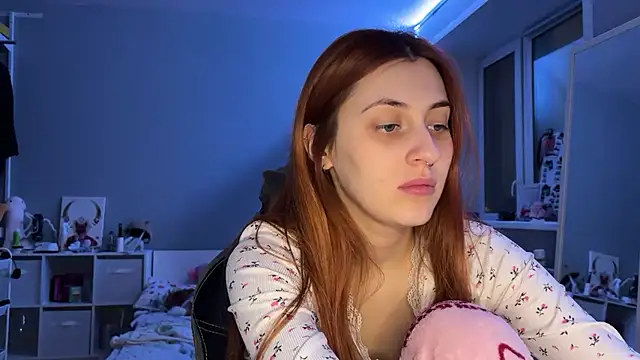 Snapshot of Uniarten chatting on January 26, 2025, 7:20 pm Uniarten online show from January 26, 2025, 7:20 pm