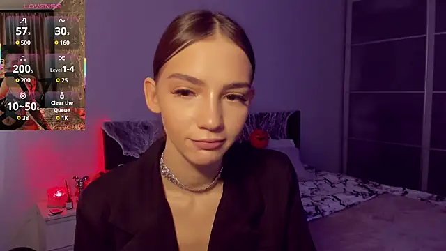 Snapshot of SophieCatty chatting on October 29, 2025, 11:01 am SophieCatty online show from October 29, 2025, 11:01 am