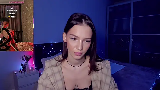 SophieCatty online show from February 16, 2026, 9:38 am