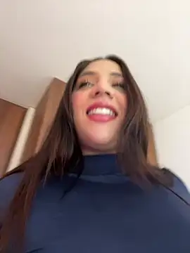 Snapshot of marcimaa chatting on December 21, 2024, 8:43 pm marcimaa online show from December 21, 2024, 8:43 pm