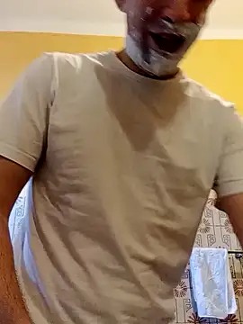 White rabbit  online show from January 25, 2025, 10:40 am