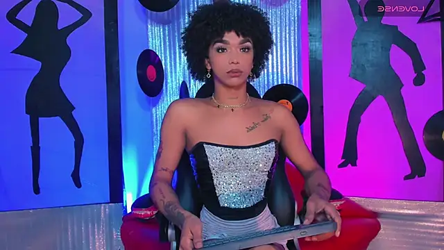 nickyminach  online show from July 27, 2026, 7:10 pm