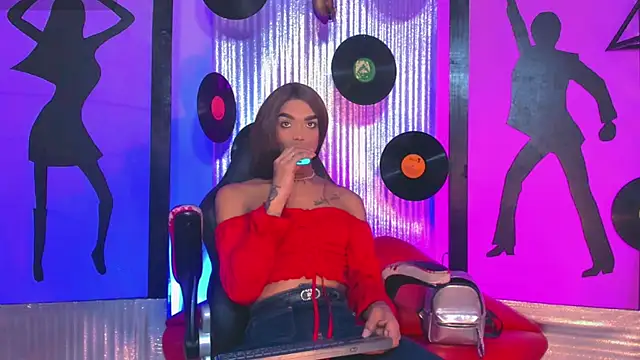 nickyminach  online show from July 28, 2026, 8:52 pm