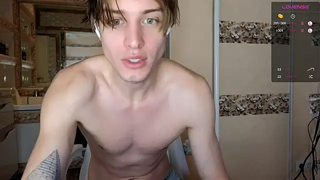 Snapshot of Cryptikov chatting on November 1, 2025, 9:44 am Cryptikov online show from November 1, 2025, 9:44 am