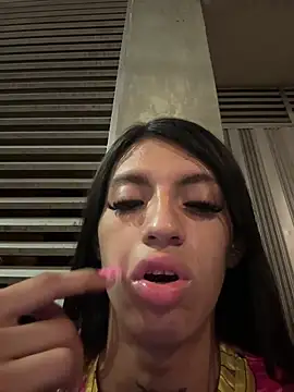 Ortegakim online show from March 4, 2026, 12:05 am