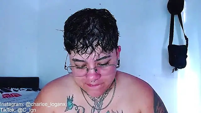 Snapshot of Techno_420_ chatting on March 22, 2025, 8:59 pm Techno 420 online show from March 22, 2025, 8:59 pm