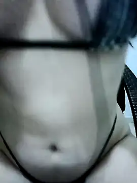 VIC22SECRET online show from February 6, 2025, 1:16 am