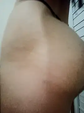 VIC22SECRET online show from March 14, 2025, 1:05 am