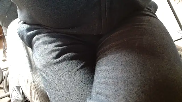 Snapshot of blow2gold chatting on March 20, 2025, 8:53 am blow2gold online show from March 20, 2025, 8:53 am