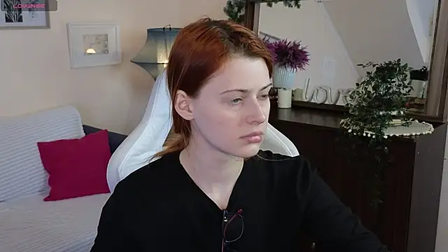 Snapshot of doll_lesli chatting on January 29, 2025, 2:21 pm doll lesli online show from January 29, 2025, 2:21 pm