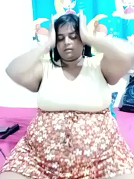 Snapshot of SusanaEshwar chatting on May 26, 2026, 10:06 pm SusanaEshwar online show from May 26, 2026, 10:06 pm