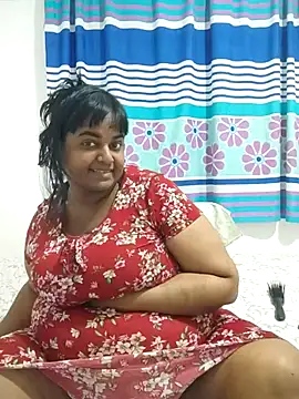 Snapshot of SusanaEshwar chatting on July 21, 2026, 5:04 pm SusanaEshwar online show from July 21, 2026, 5:04 pm