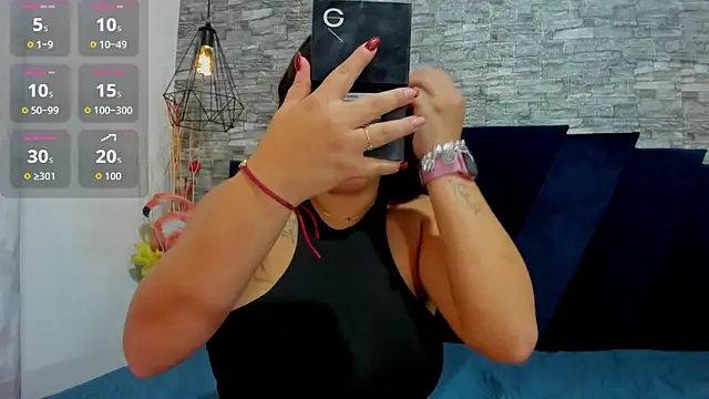 LizzRouse online show from September 15, 2025, 10:54 pm