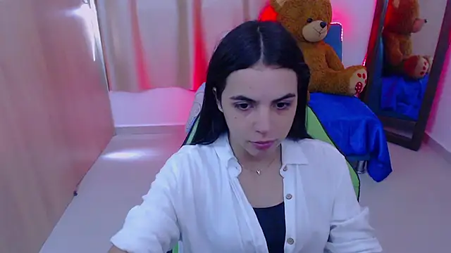  elenna online show from February 8, 2025, 5:50 pm