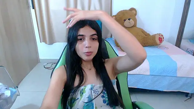  elenna online show from March 10, 2025, 8:23 pm