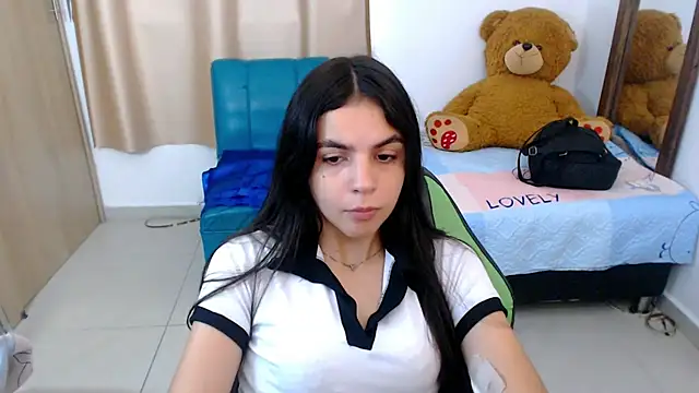  elenna online show from March 22, 2025, 5:31 pm