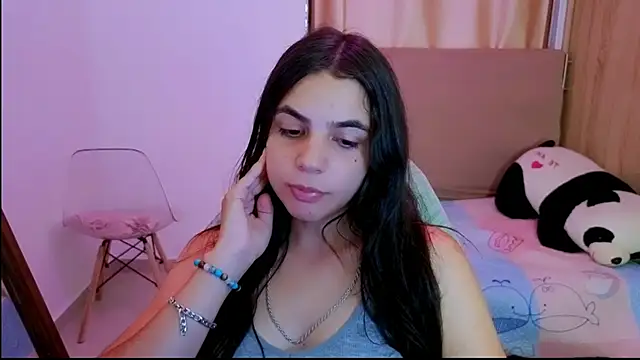  elenna online show from April 25, 2026, 5:43 pm