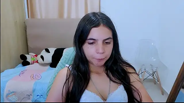  elenna online show from May 1, 2026, 5:17 pm