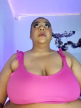 Snapshot of BiancaFollerach chatting on May 11, 2026, 11:27 am BiancaFollerach online show from May 11, 2026, 11:27 am