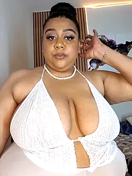 BiancaFollerach online show from May 16, 2026, 6:50 pm