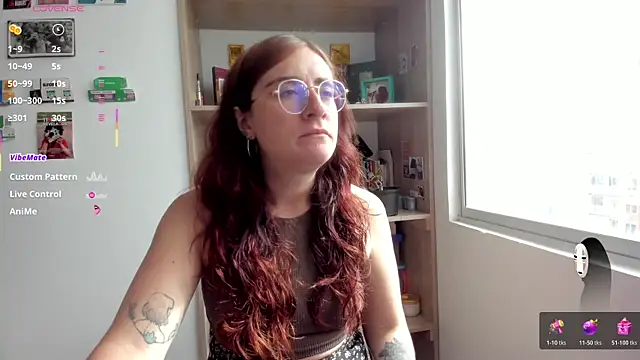 Snapshot of linda_giggle chatting on July 27, 2026, 1:51 pm linda giggle online show from July 27, 2026, 1:51 pm