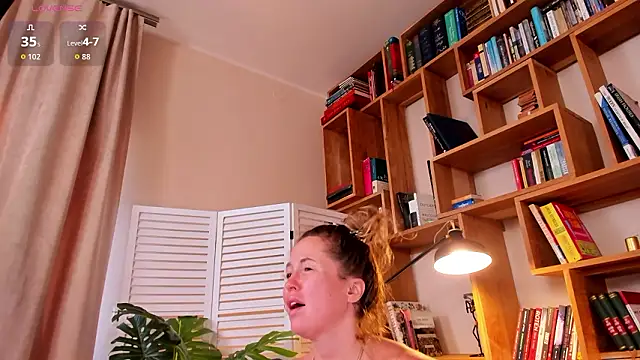 Snapshot of Amber_Foks chatting on February 28, 2026, 7:20 am Amber Foks online show from February 28, 2026, 7:20 am