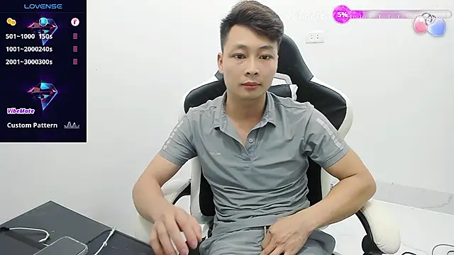 Naughty--asian online show from March 18, 2026, 1:03 pm